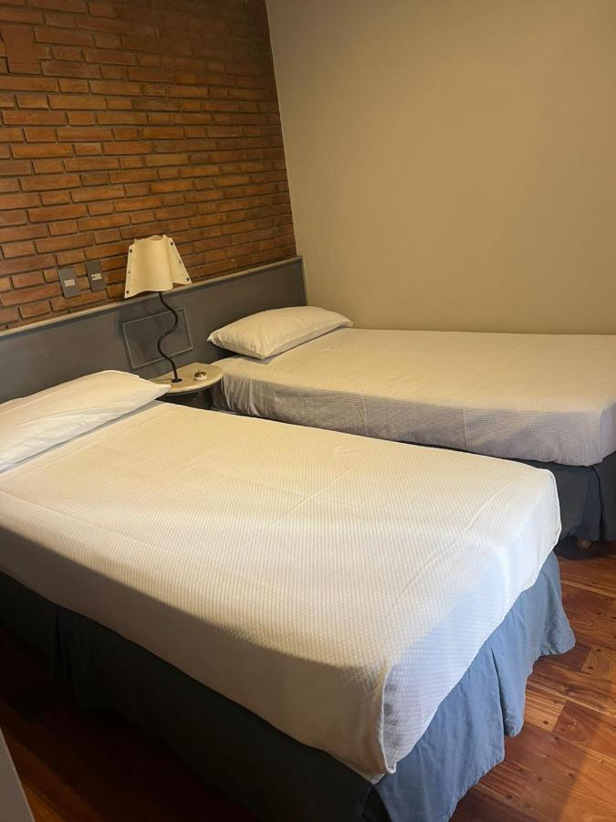 Departamento Centrico Mendoza-Reina Victoria Appartement Buitenkant foto