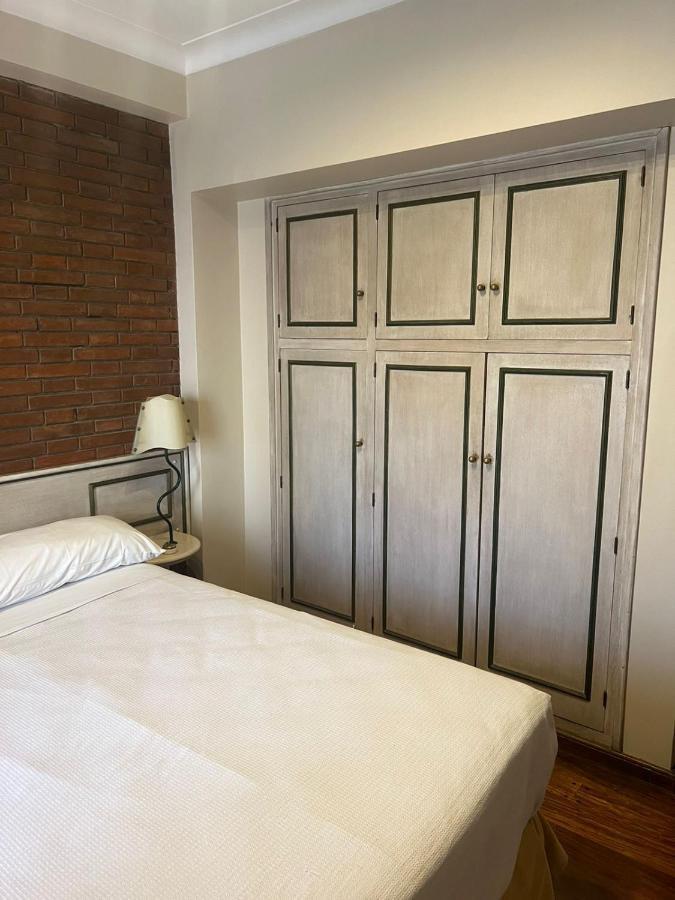 Departamento Centrico Mendoza-Reina Victoria Appartement Buitenkant foto