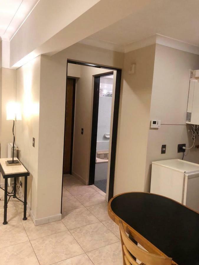 Departamento Centrico Mendoza-Reina Victoria Appartement Buitenkant foto